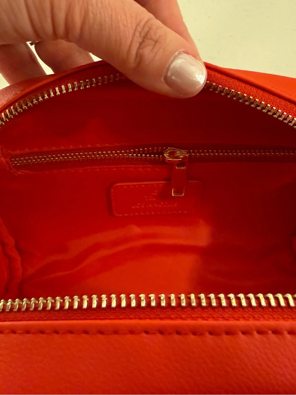 TRULY Signature Makeup/Toiletry Case in ‘Candy Apple Red - *NWOT*
